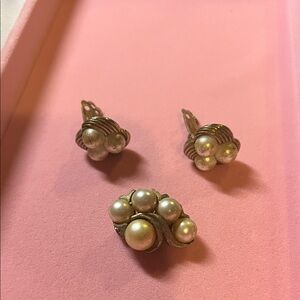 Coro Faux Pearl Clip Ons and Unmarked Brooch Jewelry Set